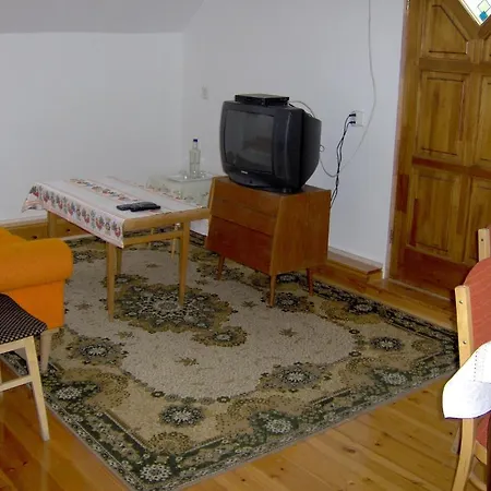 Simon Falusi Vendeghaz Abádszalók